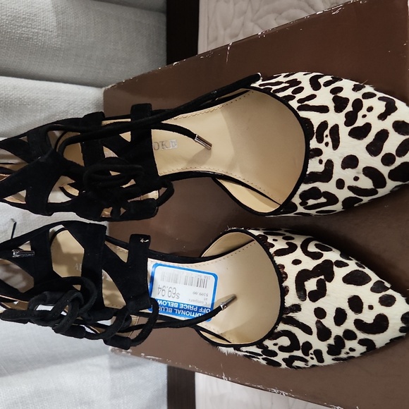 Audrey Brooke Print heels - Picture 2 of 8